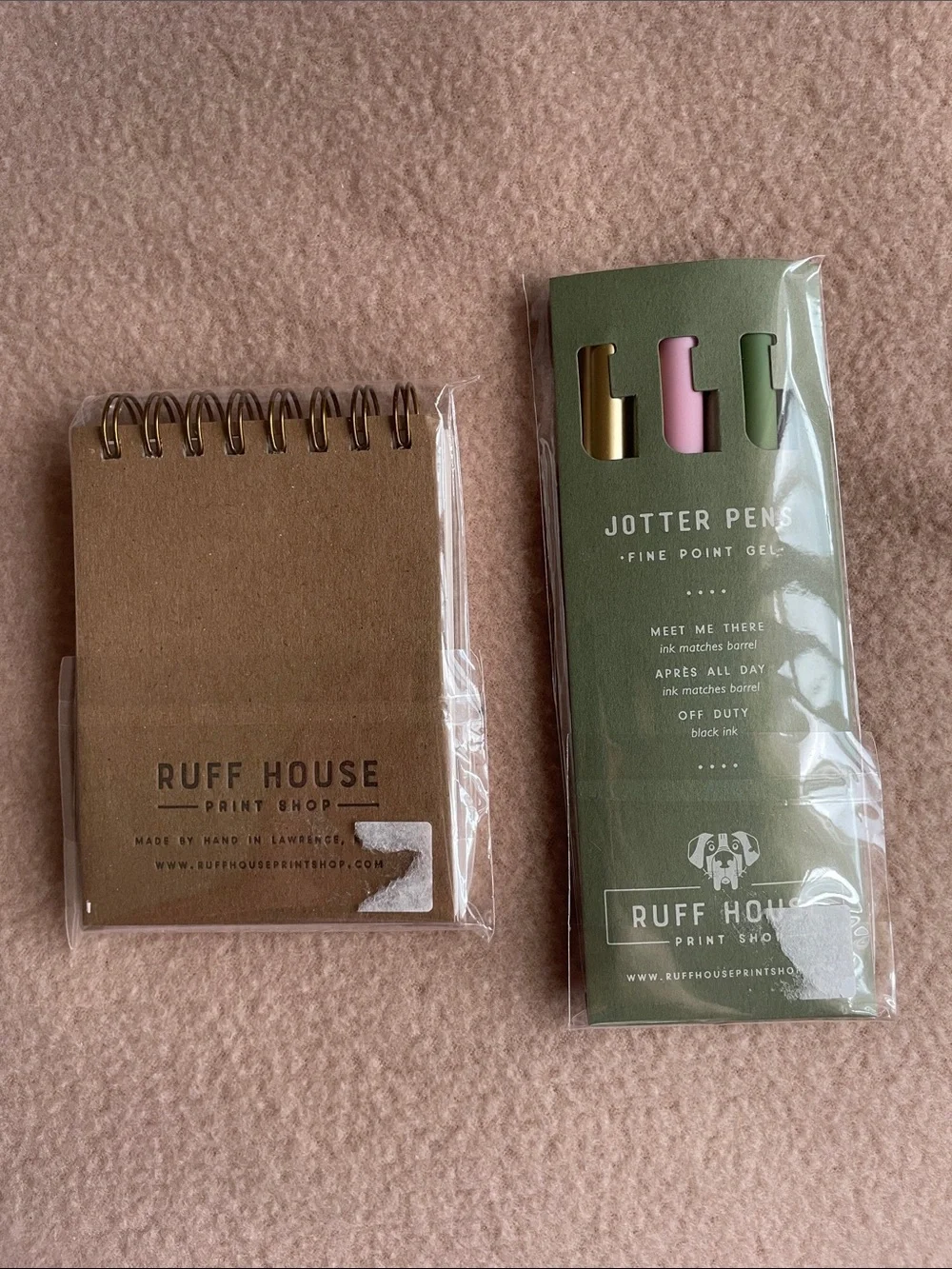 Apres Club Mini Jotter Notebook and Après Jotter Gel Pen: Set of 3 NWT